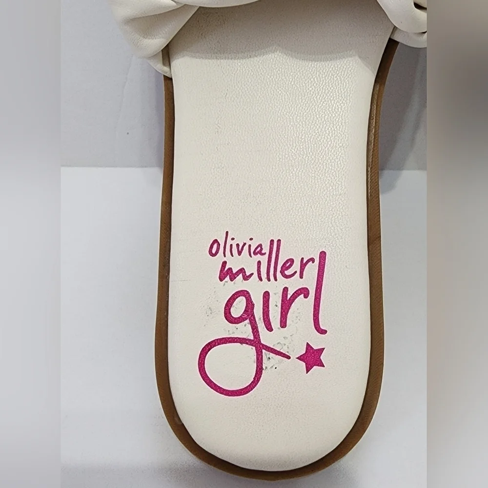 Olivia Miller white braided slide sandals for toddler girls, size 12.Cute slip-